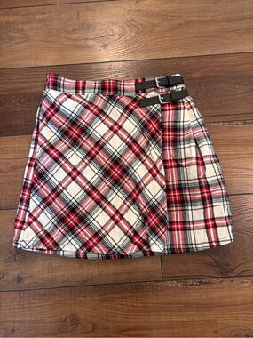 fabkids Red, White & Black Plaid Mini Skirt with Buckles